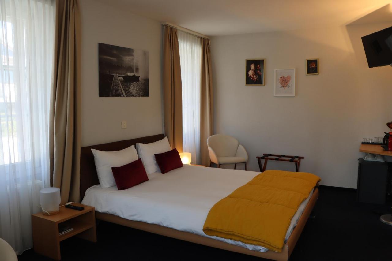La Clef D'Or Auberge Communale Bursinel Luaran gambar